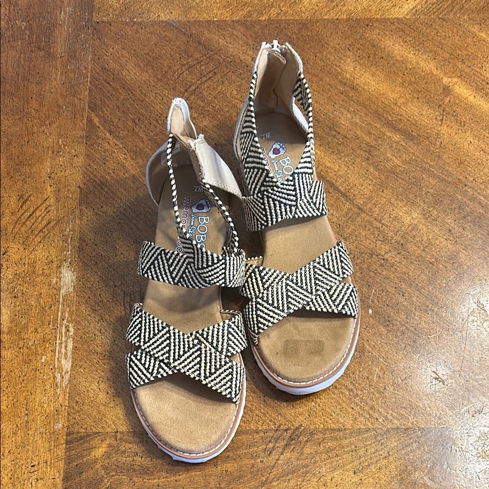 BOBS Black and Tan Strappy Sandals